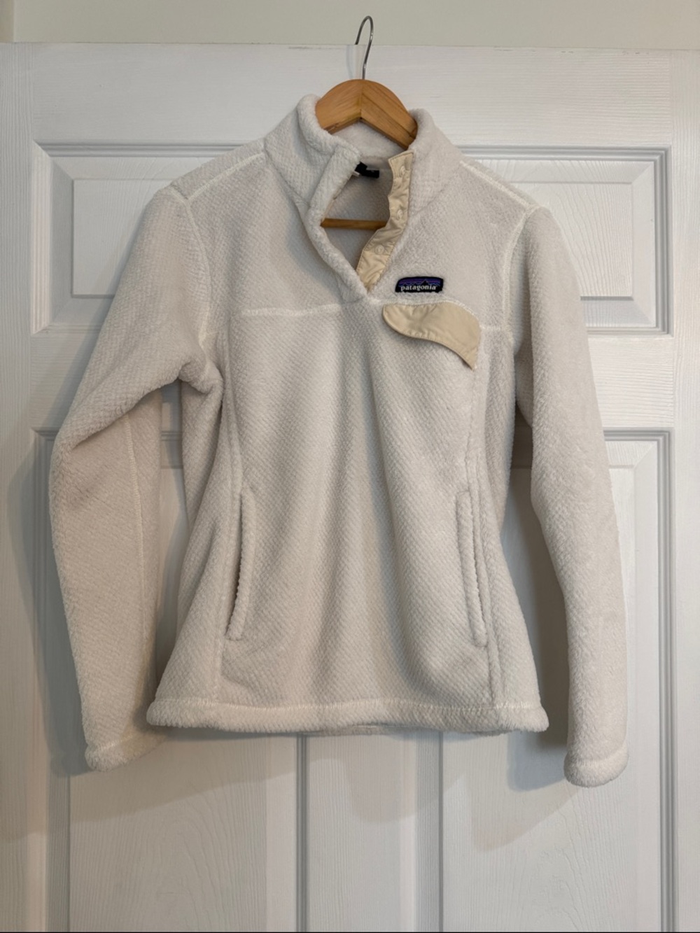 Patagonia Off-White Fleece Snap-Front Pullover